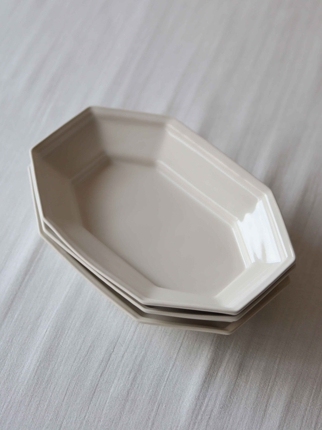 Octa. M Bowl White