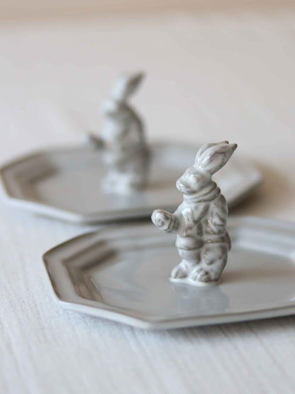 Rabbit Tray